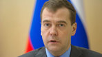 Медведев опасается разрыва между соцгруппами: нужны решительные шаги в политике